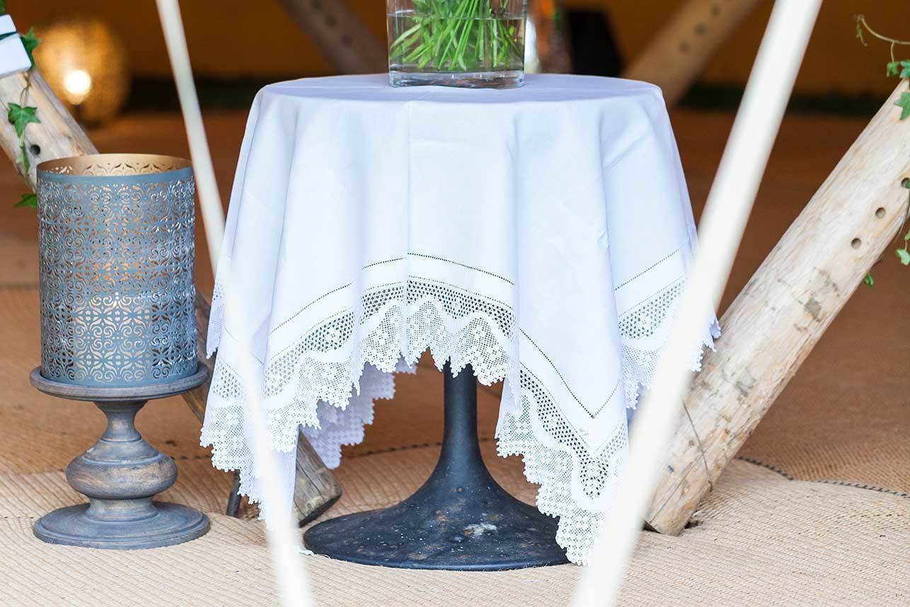 Lace Edged Tablecloth 01